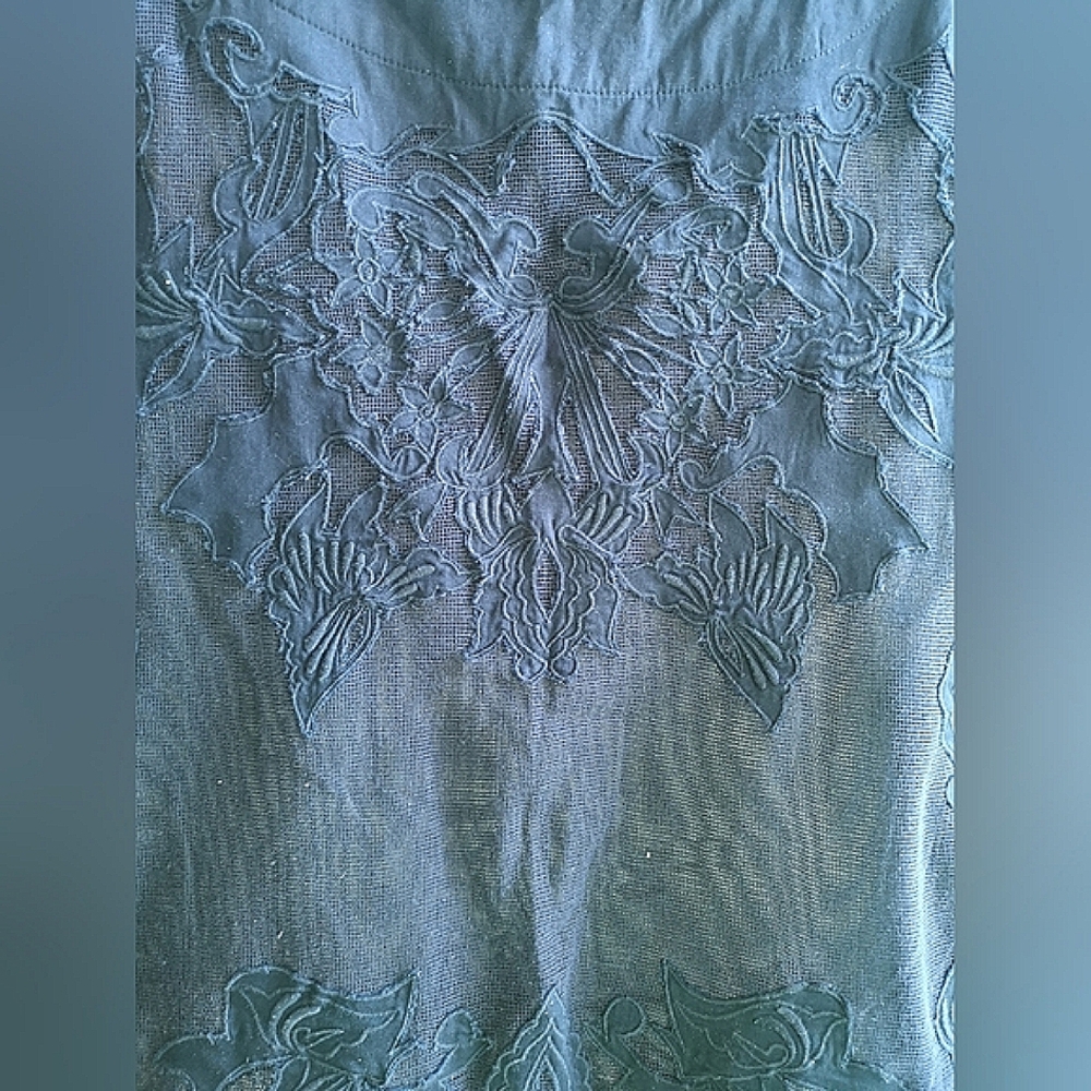 French Collection Top - Picture 2 of 9